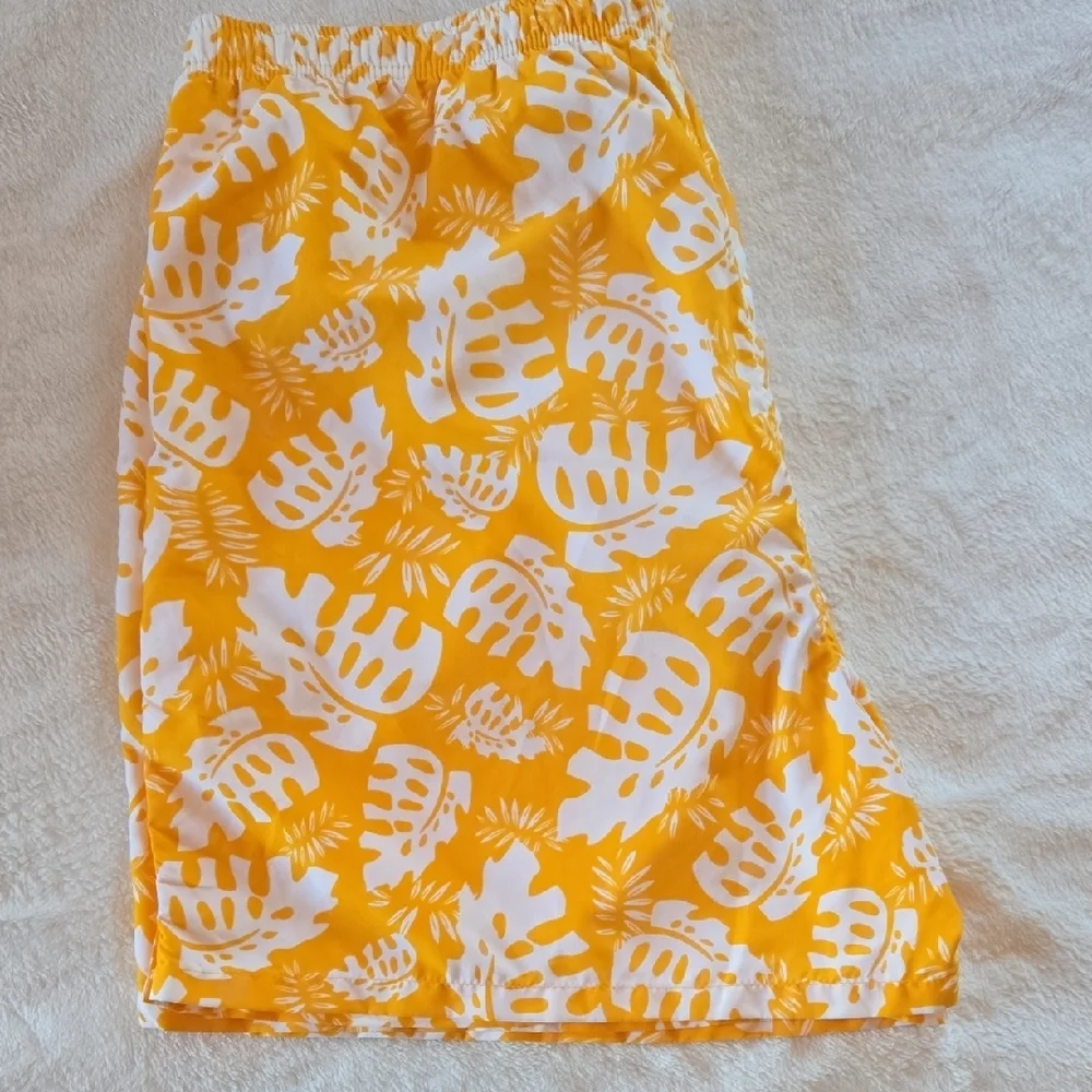 Tropical Yellow & White Men's Swim Trunks 2X Surf Bright Summer Pool Vintage 80s